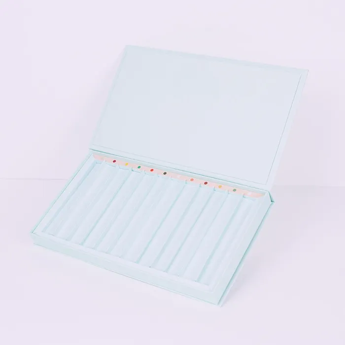 Коробки в стилі книги